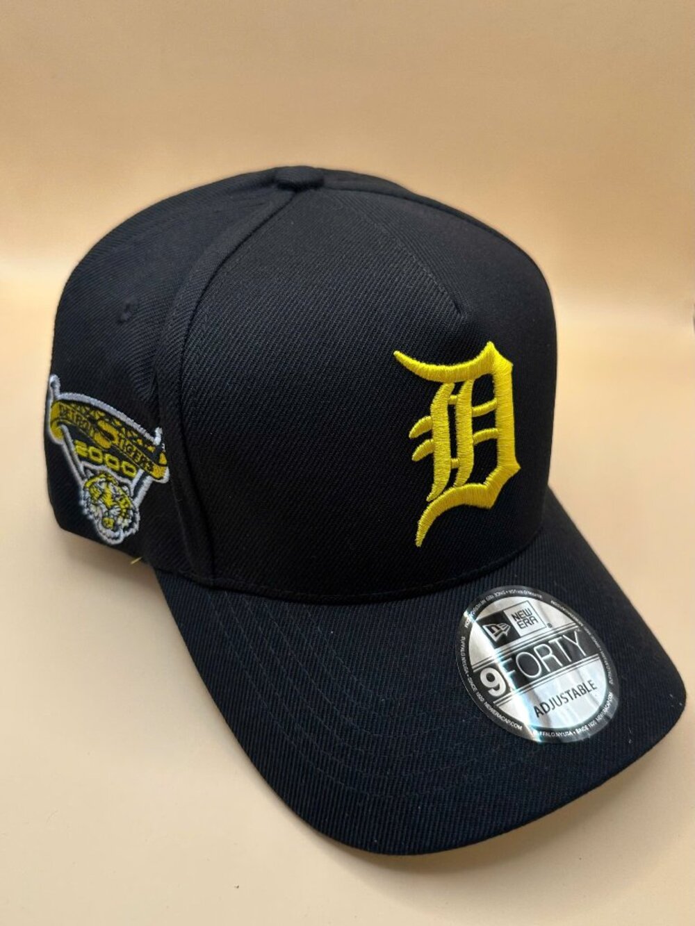 NWT New Era Detroit Tigers 9FORTY Adjustable Black Yellow Baseball Cap Hat OSFA